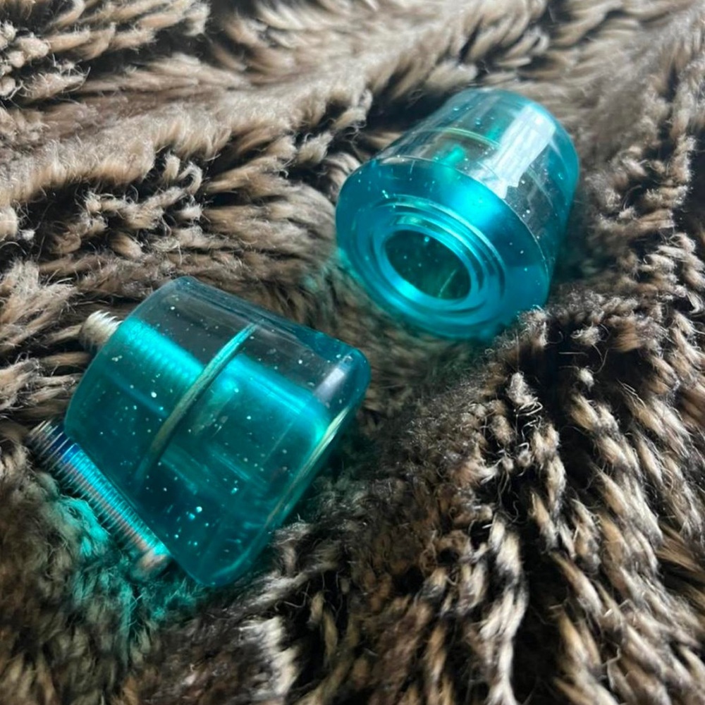 NON ADJUSTABLE ROLLERSKATE TOE STOPS!